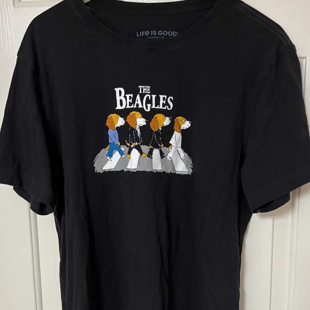 Life Is Good Black 'The Beagles' Graphic Tee